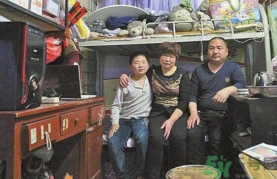 住窩棚夫婦倆十多年堅守女兒失蹤路口 如何預(yù)防孩子走失？