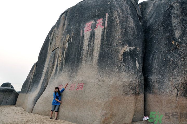 天涯海角附近有什么實惠吃海鮮的餐廳？天涯海角吃海鮮可以去那里？