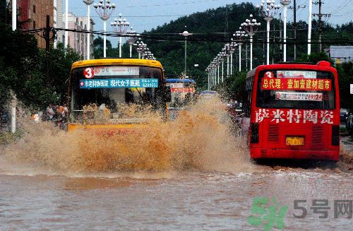 湖南為什么出現(xiàn)暴雨？湖南暴雨受災嚴重情況？
