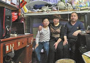住窩棚夫婦倆十多年堅守女兒失蹤路口 如何預防孩子走失？