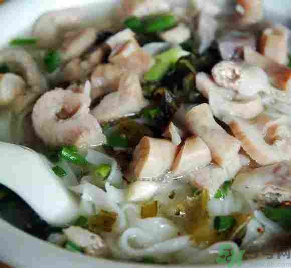 早餐吃面還是包子比較好？早餐吃包子和面健康嗎？
