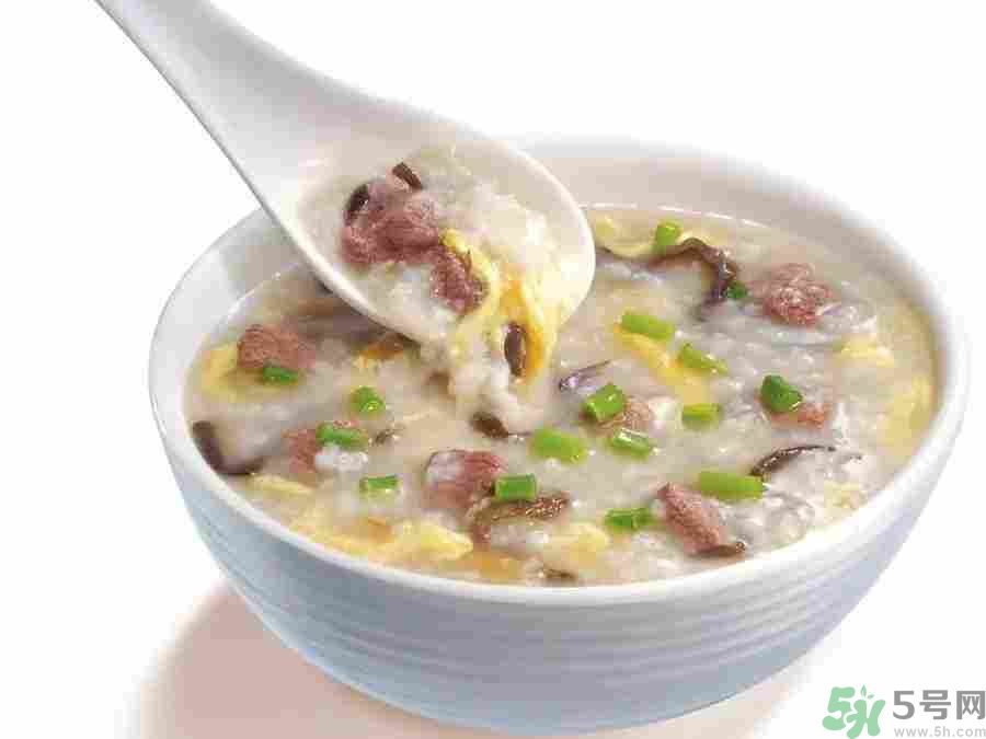 早餐吃面還是包子比較好？早餐吃包子和面健康嗎？