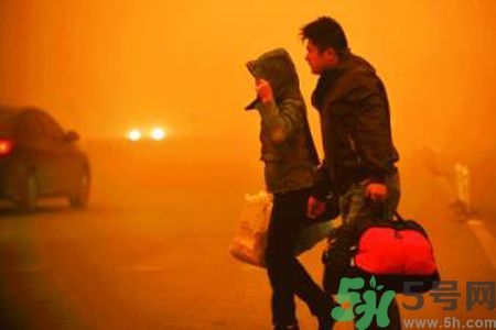 沙塵暴逼近北京到哪里了？遇到沙塵暴怎么辦？