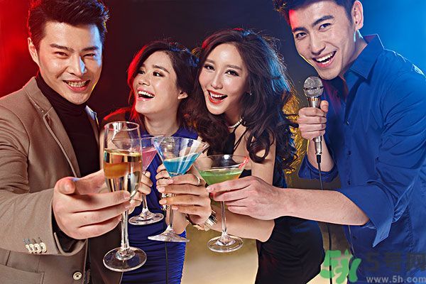 喝酒怎樣才能不傷身？飲酒要注意些什么？