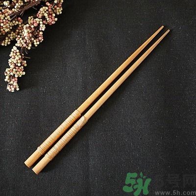 筷子要多久換一次才好？怎么用筷子最健康？