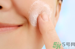 女人皮膚怎么保養(yǎng)水潤(rùn)有光澤?可以用糖來(lái)保養(yǎng)皮膚嗎?.png