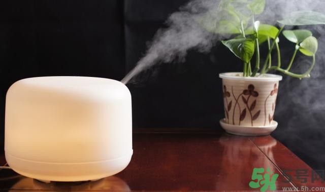 加濕器不適合什么人用？使用加濕器要注意些什么？