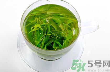 感冒的時(shí)候能喝苦丁茶嗎？感冒為什么不能喝苦丁茶？