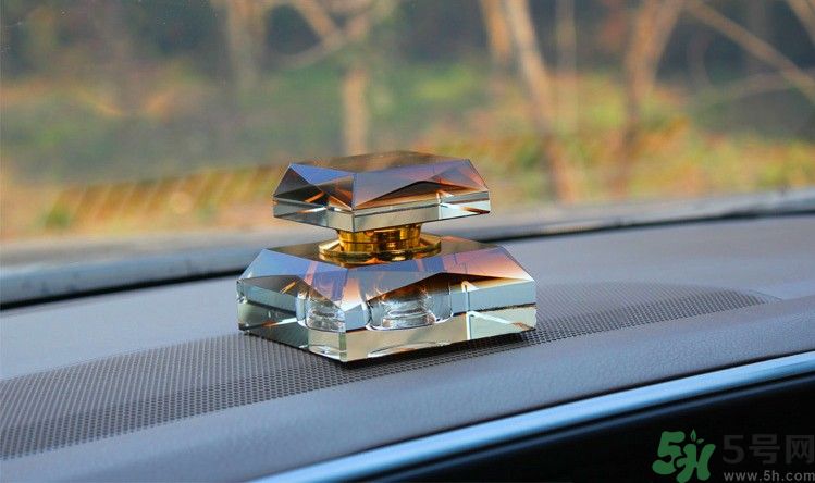車載香水有毒嗎？如何挑選健康的車載香水？