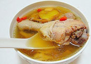 燉雞湯用冷水還是熱水？雞湯用冷水可以嗎？