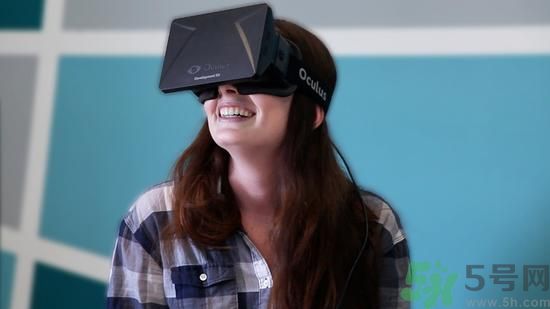 vr眼鏡對(duì)眼睛有傷害嗎？vr對(duì)眼睛傷害大嗎？