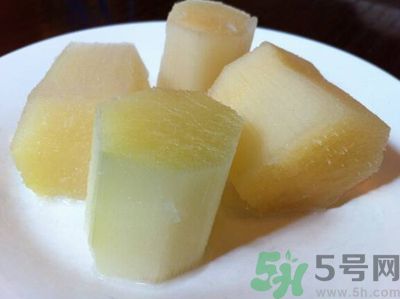 甘蔗中間發(fā)黑可以吃嗎？甘蔗中間發(fā)黑吃了好不好？