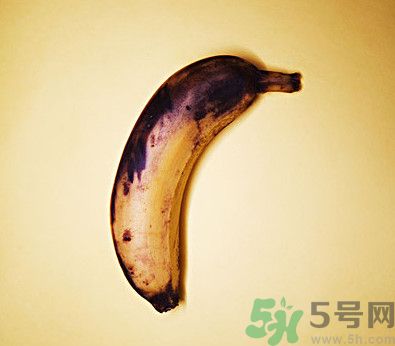 香蕉皮有黑點還能吃嗎？香蕉怎么保存不變黑？