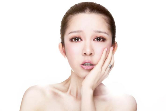 蘭薇兒水漾CC霜怎么樣？蘭薇兒水漾CC霜好用嗎？