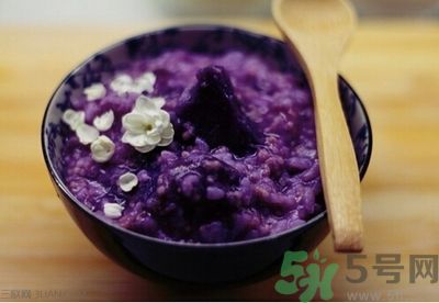 紫薯是轉(zhuǎn)基因食品嗎？紫薯有什么好的功效？