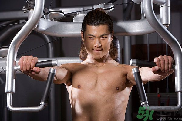練肌肉會(huì)破壞肌肉組織嗎？練肌肉要注意什么呢？