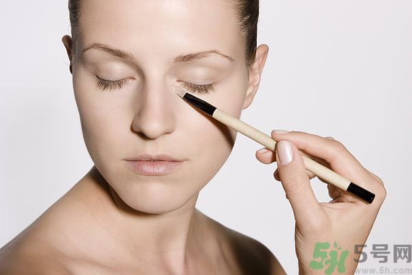 化妝刷如何使用效果好？化妝刷該怎么保養(yǎng)？