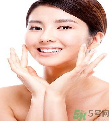 皮膚出油怎么辦？皮膚出油用什么面膜？