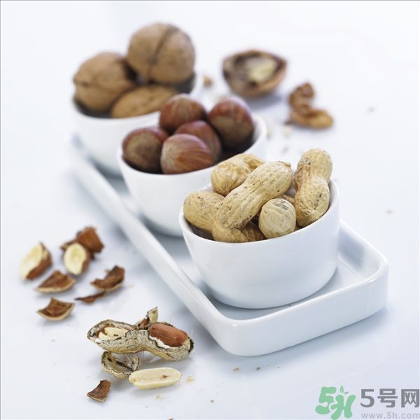 吃堅(jiān)果有什么好處？吃堅(jiān)果要注意什么？