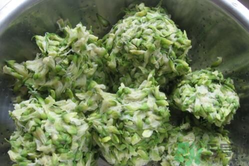 槐花怎么做好吃？槐花的做法有哪些？
