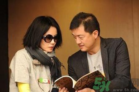 李亞鵬寫給王菲的情詩寫了什么？王菲和李亞鵬為什么離婚？