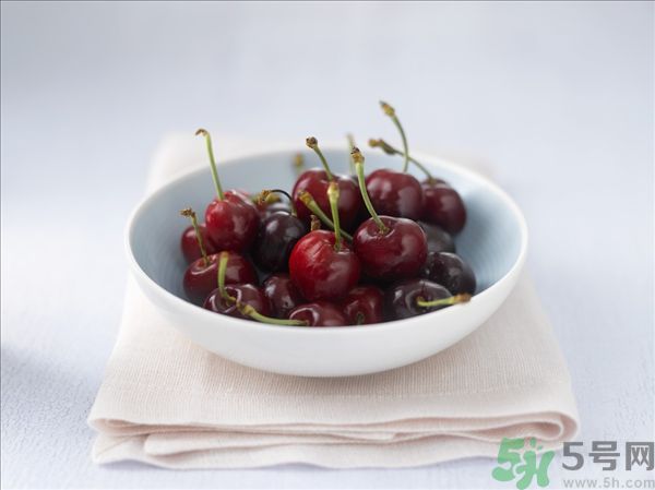 來月經(jīng)能吃櫻桃嗎？經(jīng)期吃櫻桃好嗎？