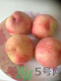寶寶可以吃桃子嗎？寶寶吃桃子好不好？