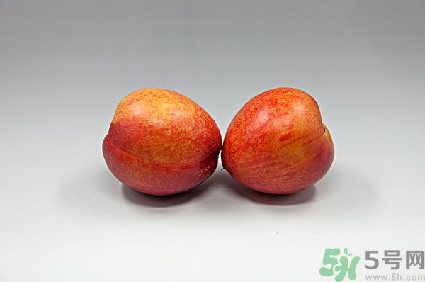 咳嗽能吃桃子嗎？咳嗽吃桃子好嗎？