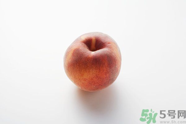 咳嗽能吃桃子嗎？咳嗽吃桃子好嗎？