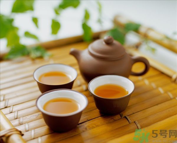 過敏性濕疹能喝烏龍茶嗎？過敏性濕疹喝烏龍茶好不好？