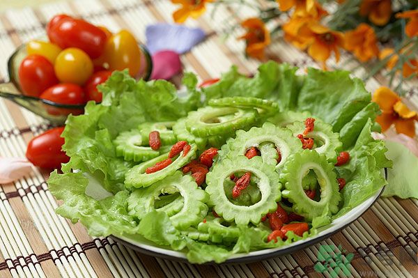 夏天吃苦瓜有什么好處？夏天吃苦瓜好嗎？