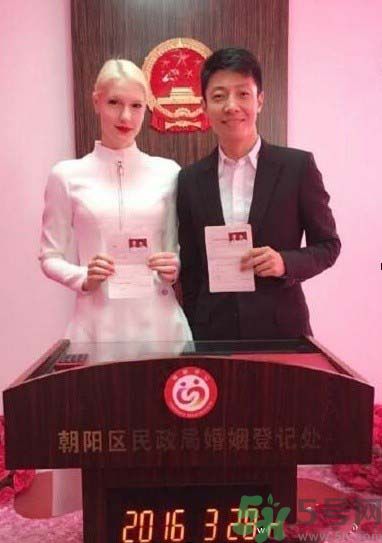 撒貝寧李白在哪里結(jié)婚？李白是誰？
