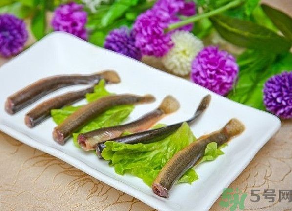 石斛和泥鰍能同吃嗎？石斛和泥鰍能一起吃嗎？