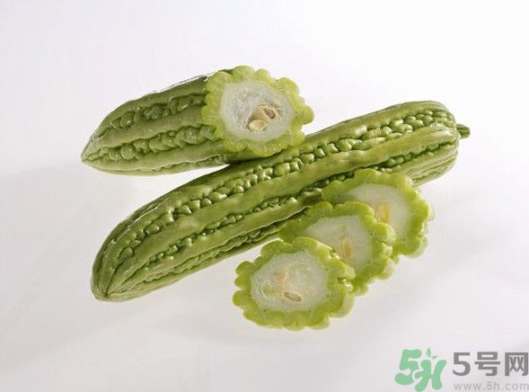 茉莉花綠茶加苦瓜能減肥嗎？茉莉花和苦瓜泡水喝嗎？