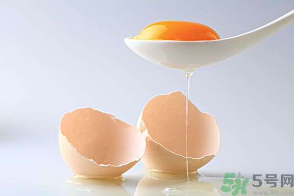 檸檬汁蛋清面粉做面膜能祛斑嗎？檸檬汁蛋清面粉能做面膜嗎？