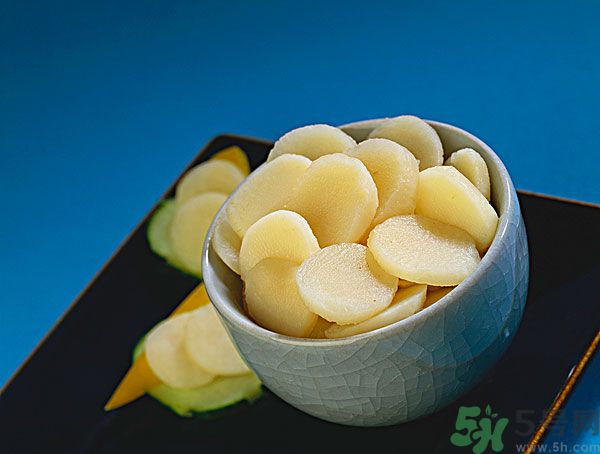 榴蓮和荸薺能一起吃嗎？吃過榴蓮后可以吃荸薺嗎？