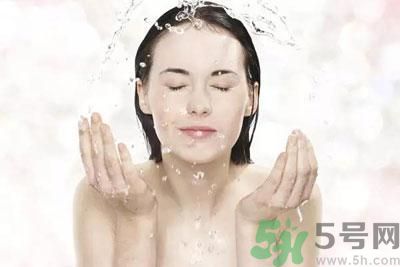 皮膚不好的妹子怎么護理？皮膚不好的妹子怎么辦？