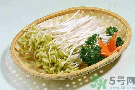 炒豆芽菜欠火候可以吃嗎？炒豆芽菜沒熟可以吃嗎？