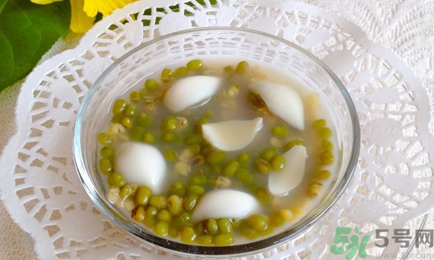 綠豆煮出來(lái)為什么是紅色的？怎么煮綠豆湯不發(fā)紅？