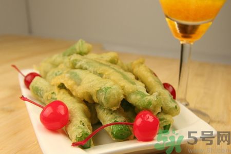四季豆早期中毒的癥狀有哪些？吃四季豆中毒了怎么辦？