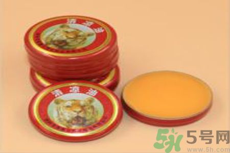 清涼油可以去痘痘嗎？清涼油怎么去痘痘？