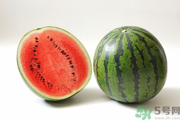 西瓜放冰箱可以放幾天？西瓜放冰箱隔夜能吃嗎？