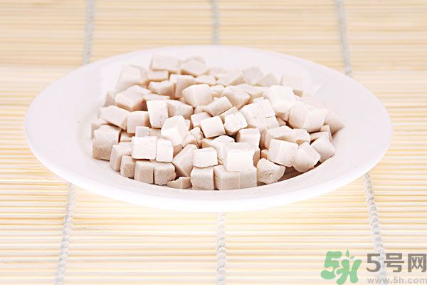 夏天吃茯苓好嗎？夏天吃茯苓有什么好處？