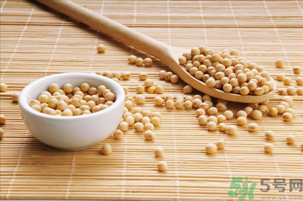 夏天吃黃豆好嗎？夏天吃黃豆有什么好處？