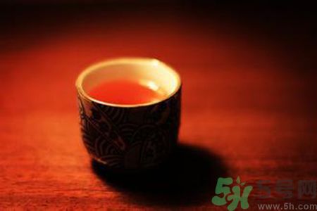 楊梅酒用的什么酒做的？楊梅酒有多少度？