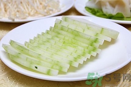 冬瓜和皮蛋一起吃能降火嗎？冬瓜能和皮蛋一起吃嗎？