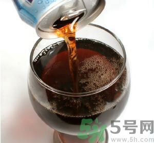 喝可樂治腎結(jié)石嗎？腎結(jié)石可以喝可樂嗎？