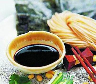 夏天醬油要不要放冰箱？醬油可不可以放冰箱？