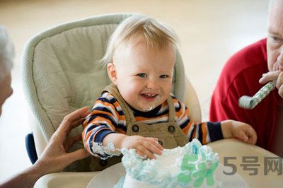 小孩子咬鉛筆會(huì)鉛中毒嗎？小孩子咬鉛筆會(huì)影響身體健康嗎？