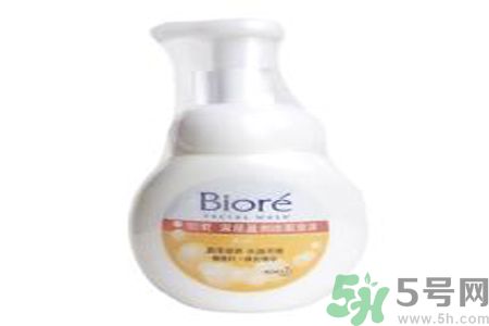 碧柔深層盈潤潔面泡沫適合什么膚質(zhì)？敏感膚質(zhì)可以用碧柔深層盈潤潔面泡沫嗎？